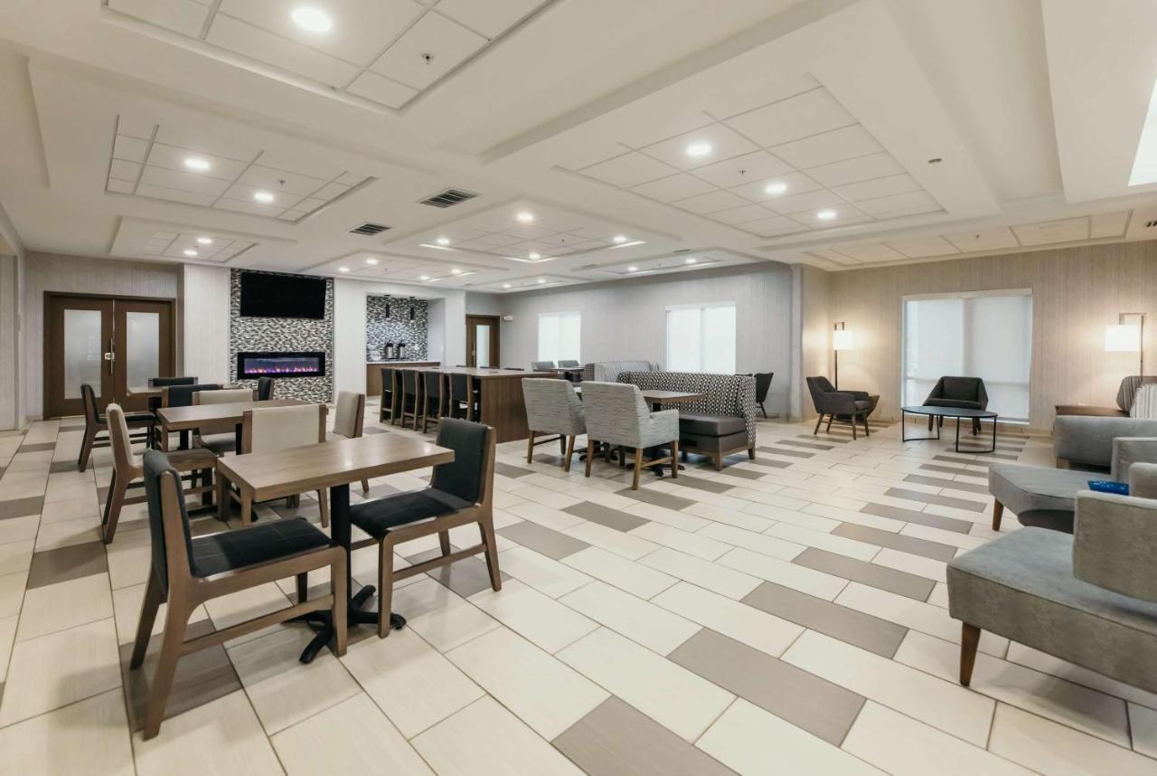La Quinta Inn & Suites By Wyndham Ankeny Ia - Des Moines Ia Ngoại thất bức ảnh